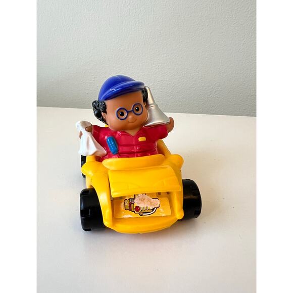 Fisher-Price Little People Auto Mechanic Worker 2006 Yellow Vehicle Toy 2002 - Picture 1 of 11